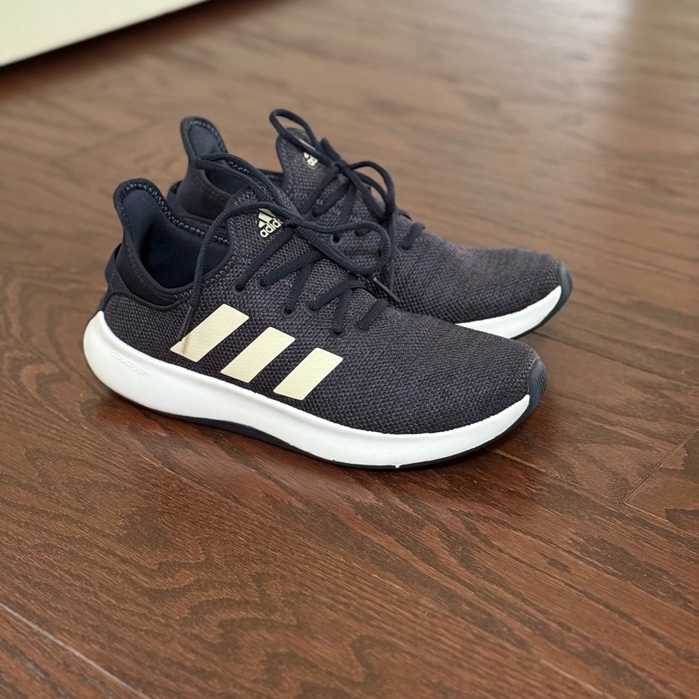 Adidas Cloudfoam Plus Navy Blue and White Sneakers with Cushioned Sole